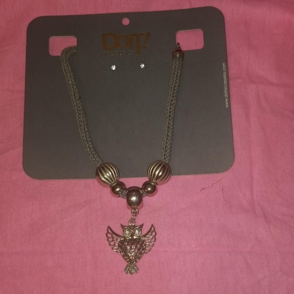 OWL NECKLACE AND EARRINGS SET - Picture 2 of 3
